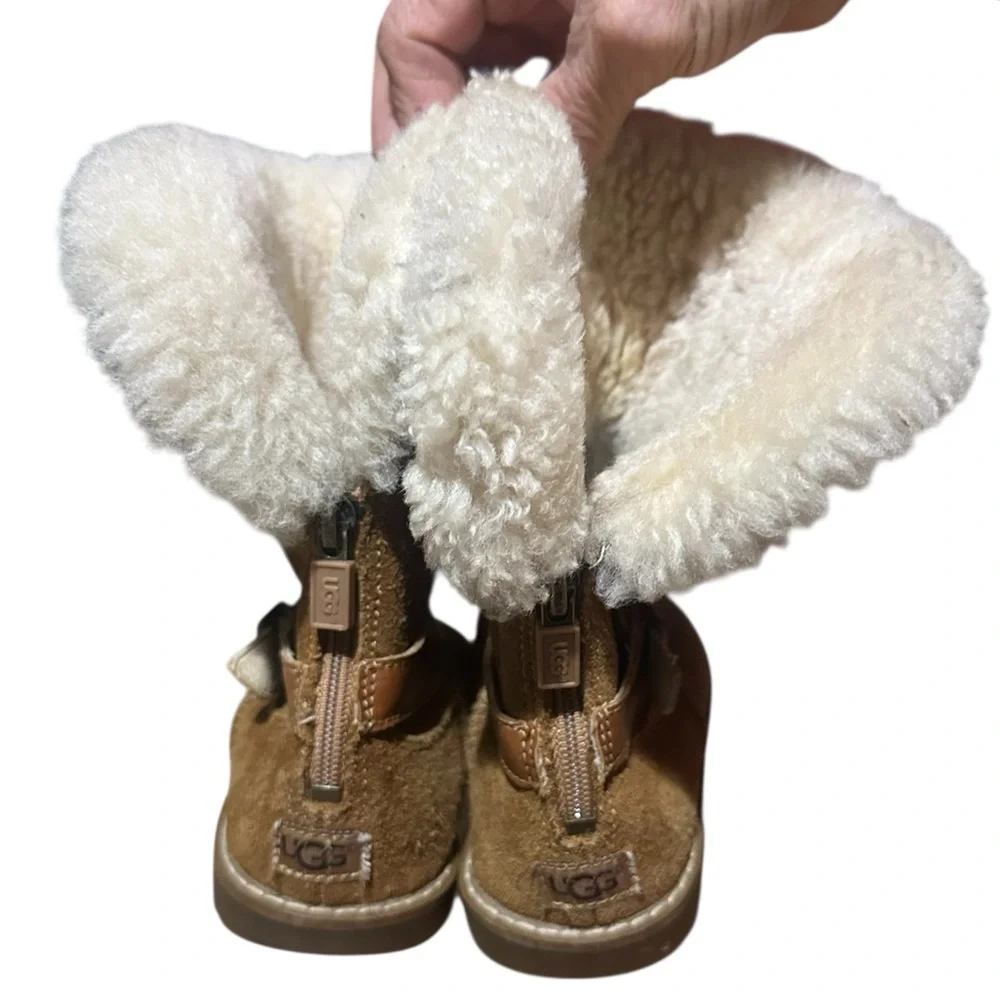 UGG Nessa Suede Boots | Leather Band with Buckle Rear Zip  Chestnut Girls Sz 10